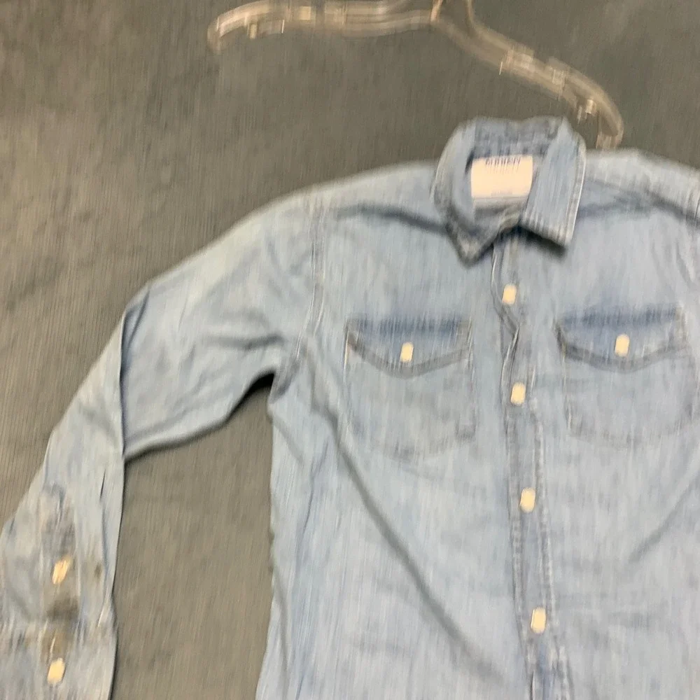 Old Navy Denim Shirt Boys Large 10-12 Blue Light Wash Button Front Chest Pockets